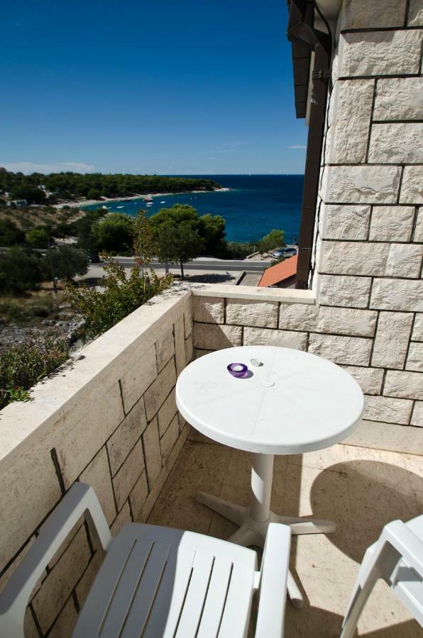 Buntin Apartments Примоштен Номер фото